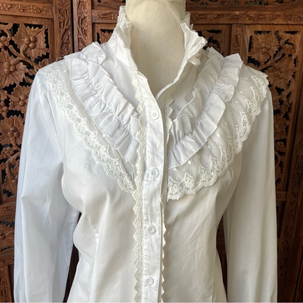 White Ruffled Victorian Edwardian Western lace trim crochet button down Blouse - Picture 6 of 14